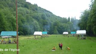 Terrain pour camp scouts à DOURBES, Viroinval,  Près de l’église en bordure du Viroin