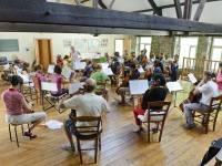 Salle polyvalente, avec plancher en bois, cours de violon. 110 m2