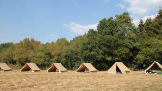 Kampeerterrein voor scouts "Haute Roche"in DOURBES 